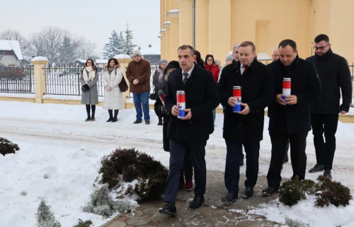 Dan sjedinjenja s maticom zemljom